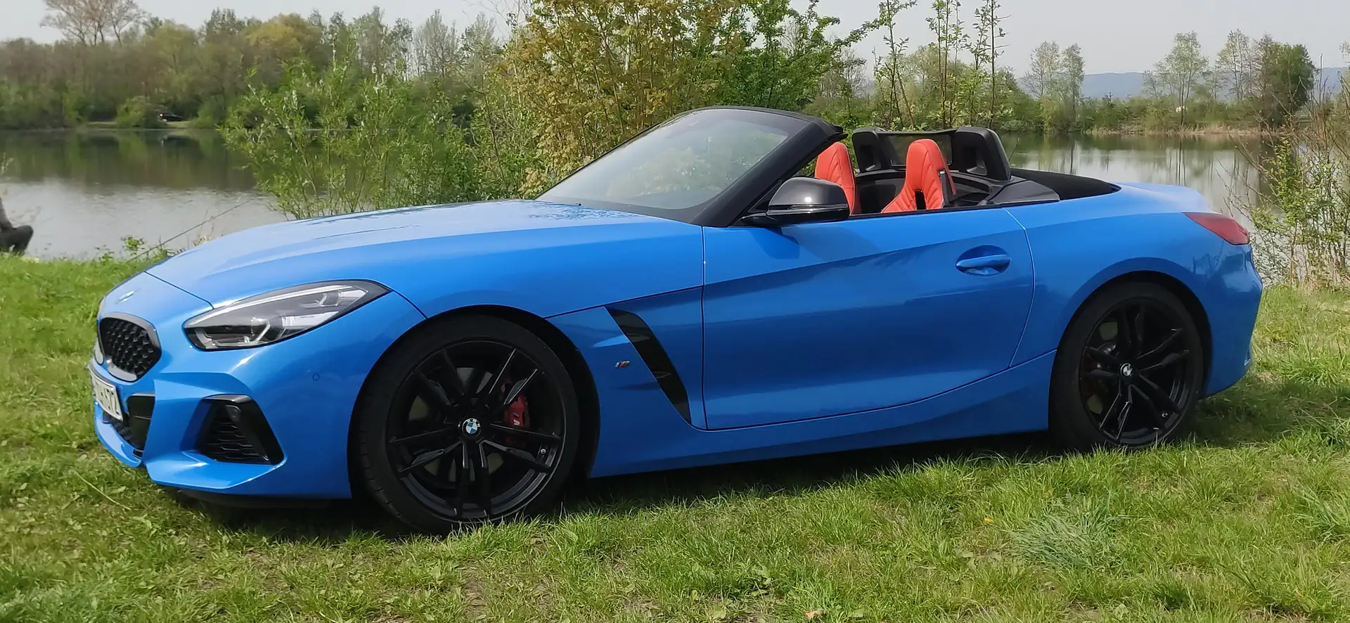 BMW Z4 M40i Blau - 1