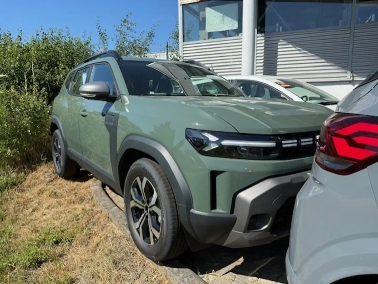 Dacia Duster Expression TCe 130 Grau - 1