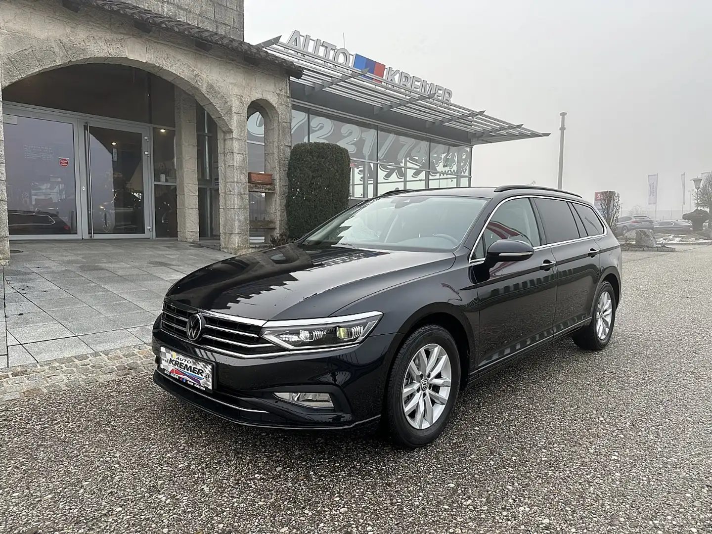 Volkswagen Passat Variant 2,0 SCR TDI DSG/SHA/MASSAGE/NAVI/APPLE-CARPLAY1... Schwarz - 2