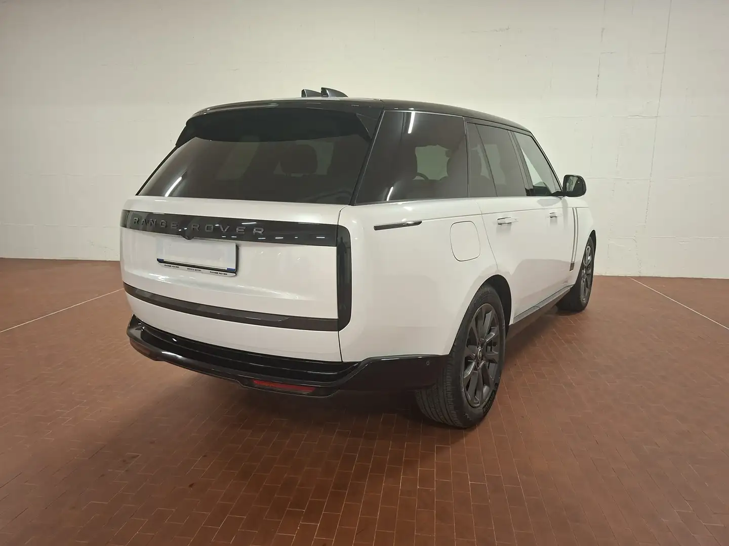 Land Rover Range Rover Range Rover 3.0d i6 mhev HSE awd 249cv auto Bianco - 2