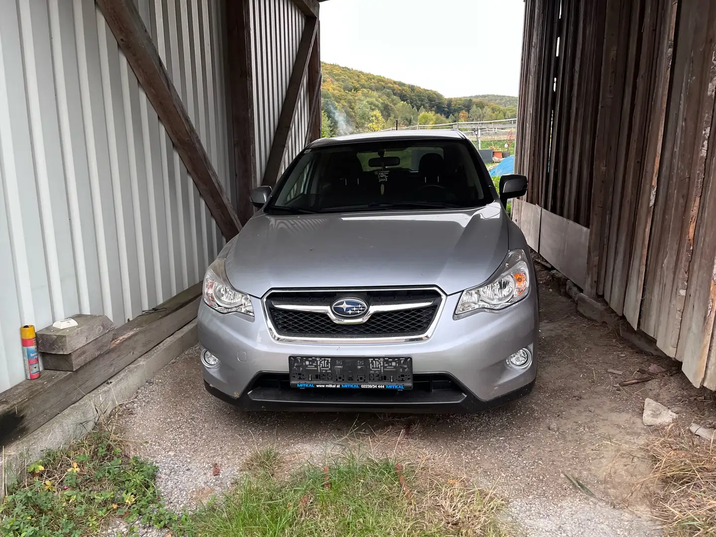 Subaru XV 1,6i Comfort Grau - 1