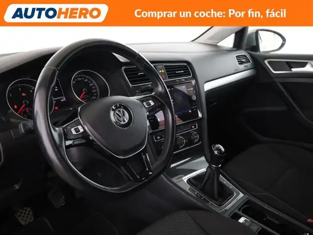 Volkswagen Golf view 12