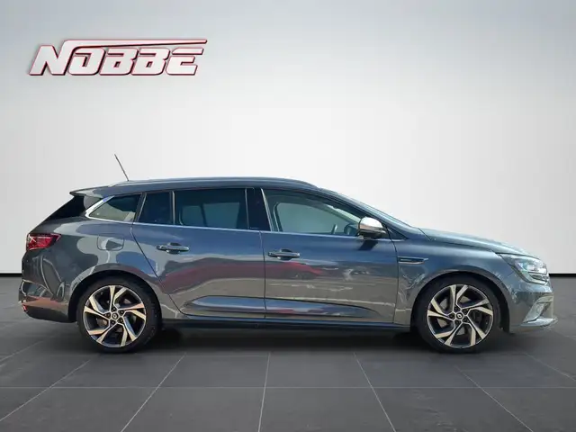 Renault Megane view 6