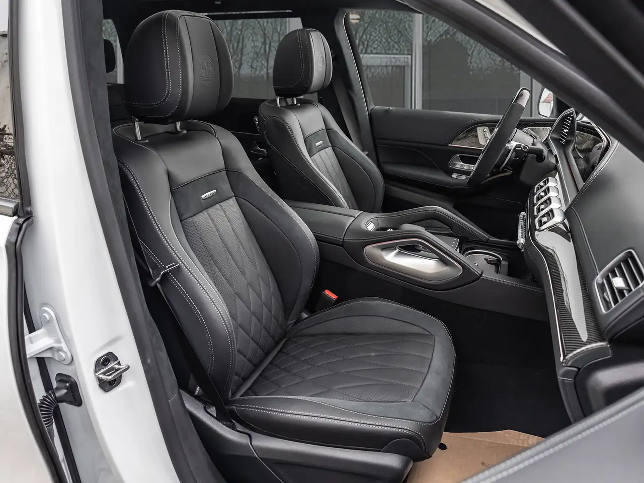 Mercedes-Benz GLS снимка Mercedes-Benz GLS