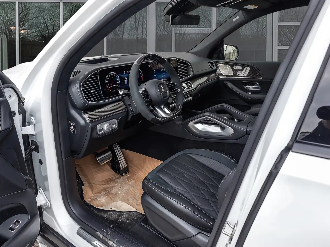 Mercedes-Benz GLS снимка Mercedes-Benz GLS