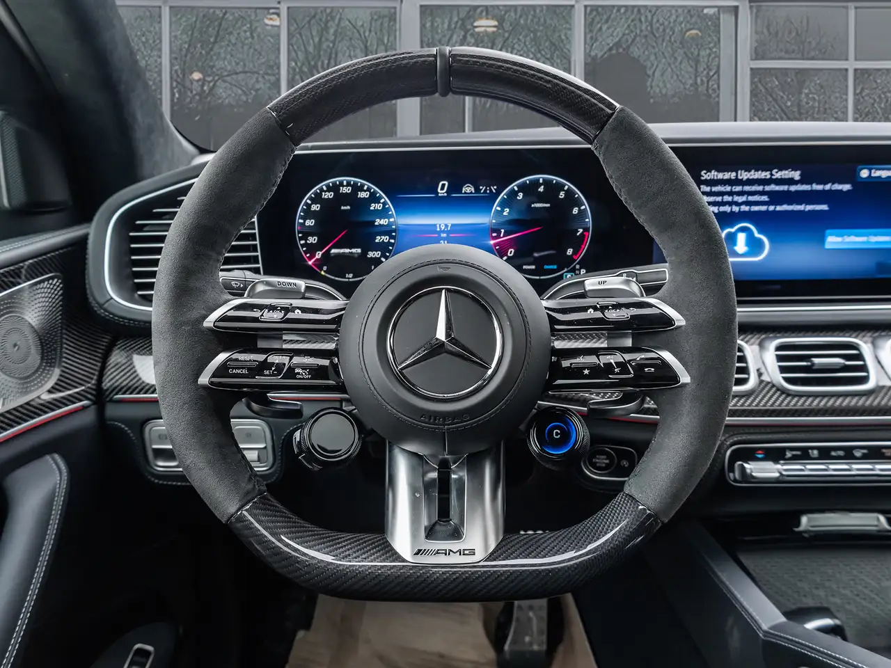 Mercedes-Benz GLS снимка Mercedes-Benz GLS