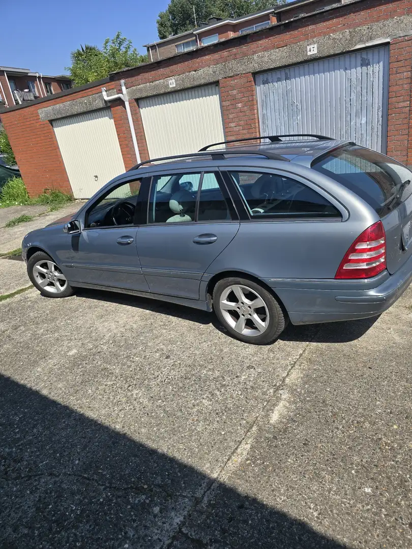 Mercedes-Benz C 240 Familiar Avantgarde 4M - 2