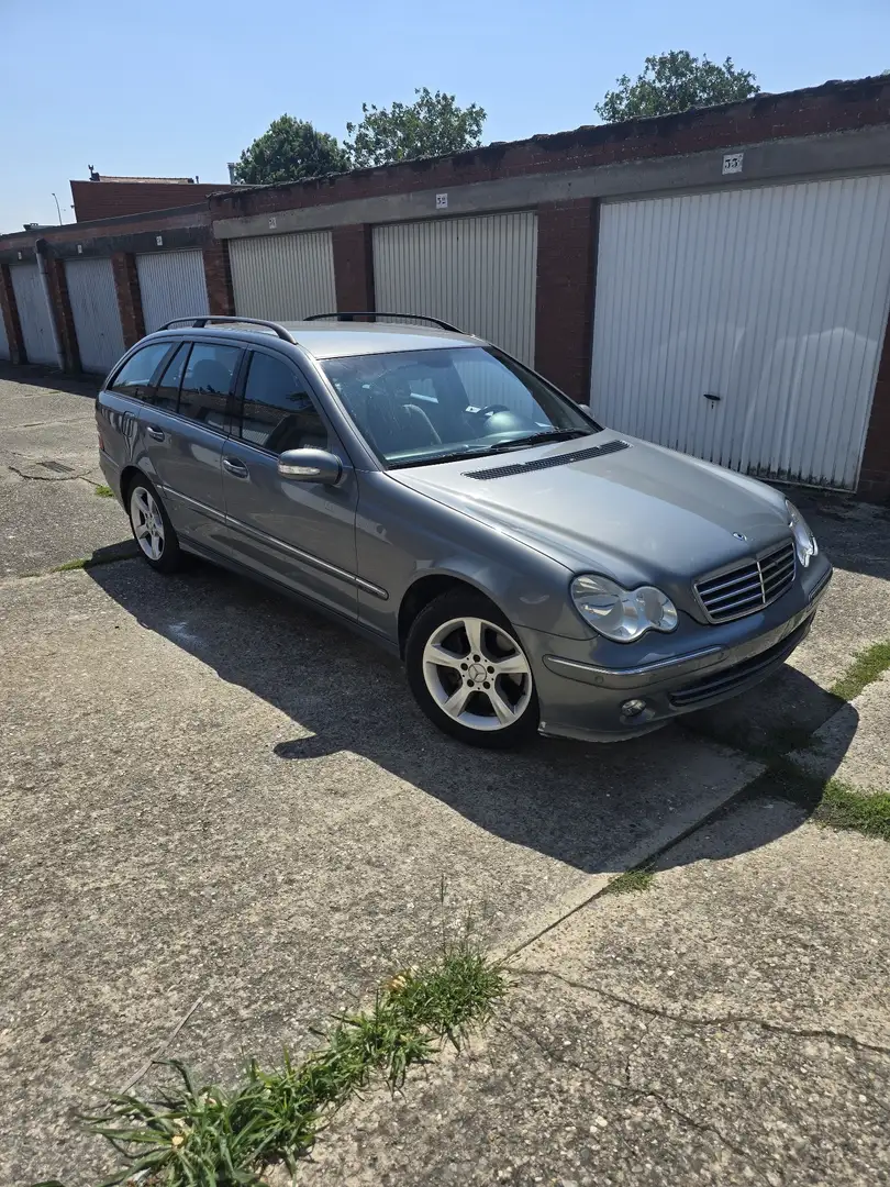 Mercedes-Benz C 240 Familiar Avantgarde 4M - 1