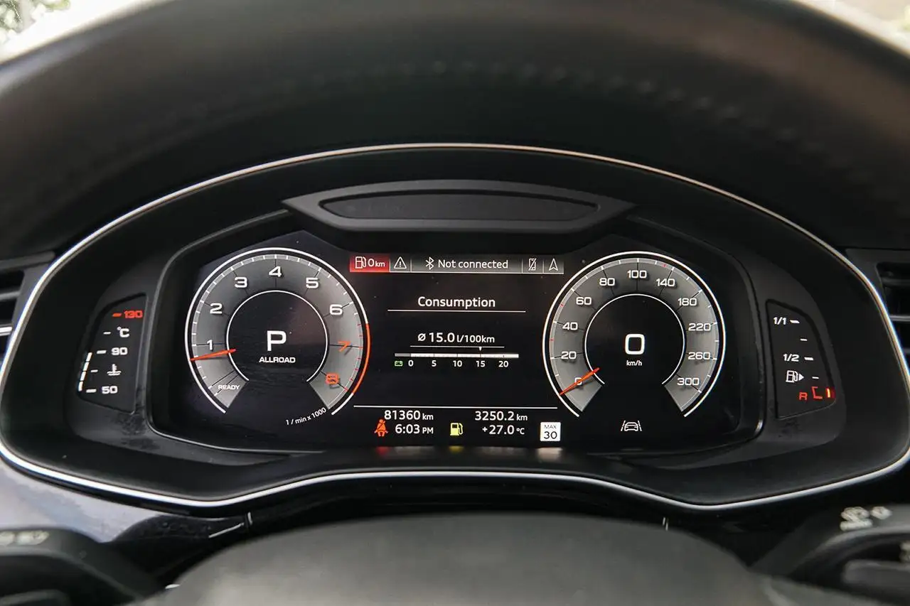 Audi Q7 photo Audi Q7