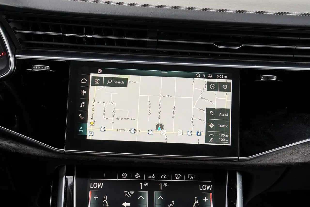 Audi Q7 photo Audi Q7