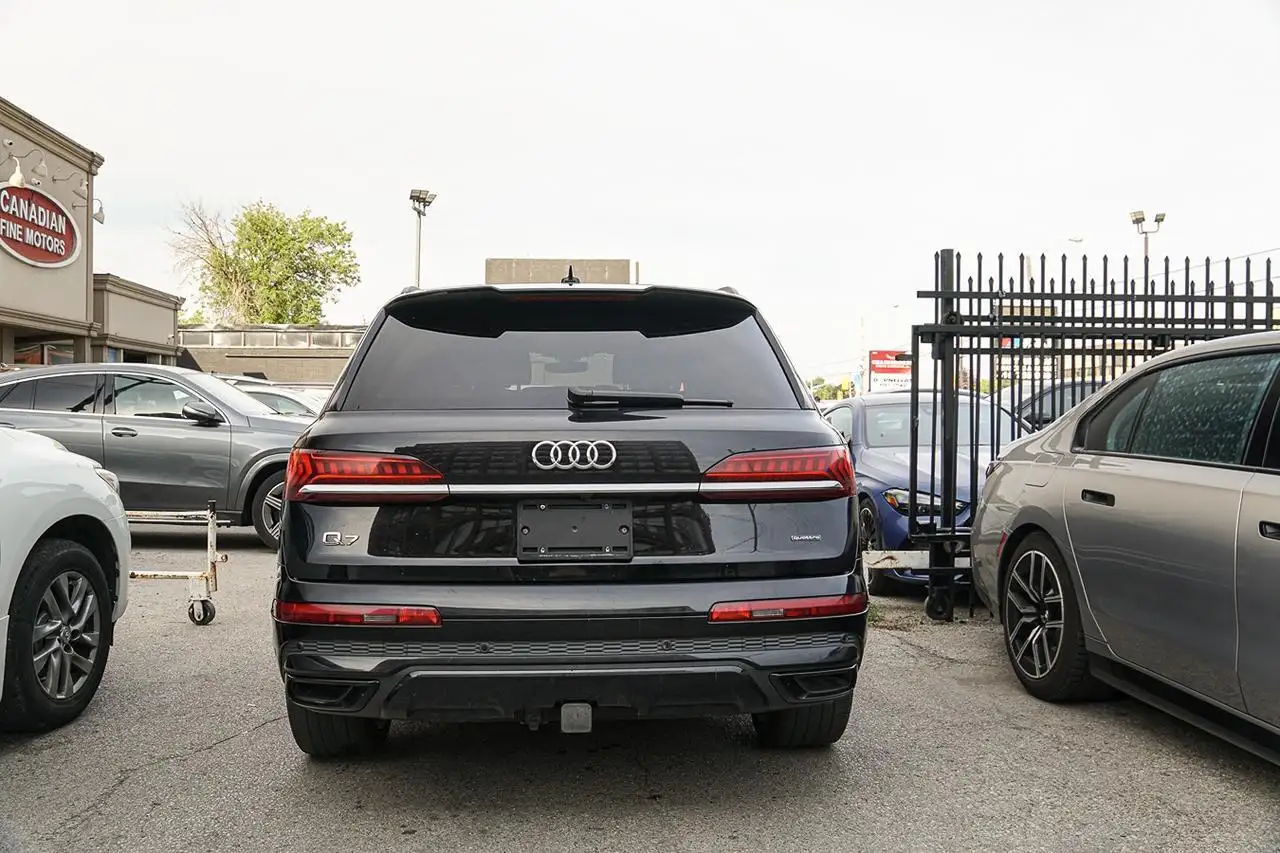 Audi Q7 photo Audi Q7