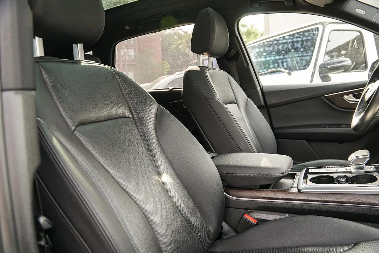 Audi Q7 photo Audi Q7