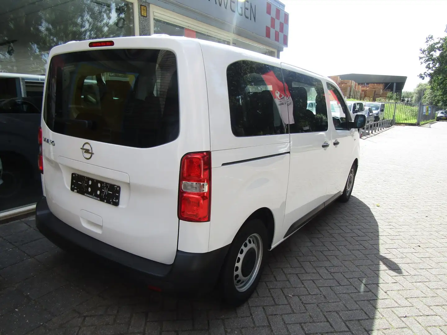Opel Vivaro Combi 1.5 Diesel 120pk L2H1 S/S Wit - 2