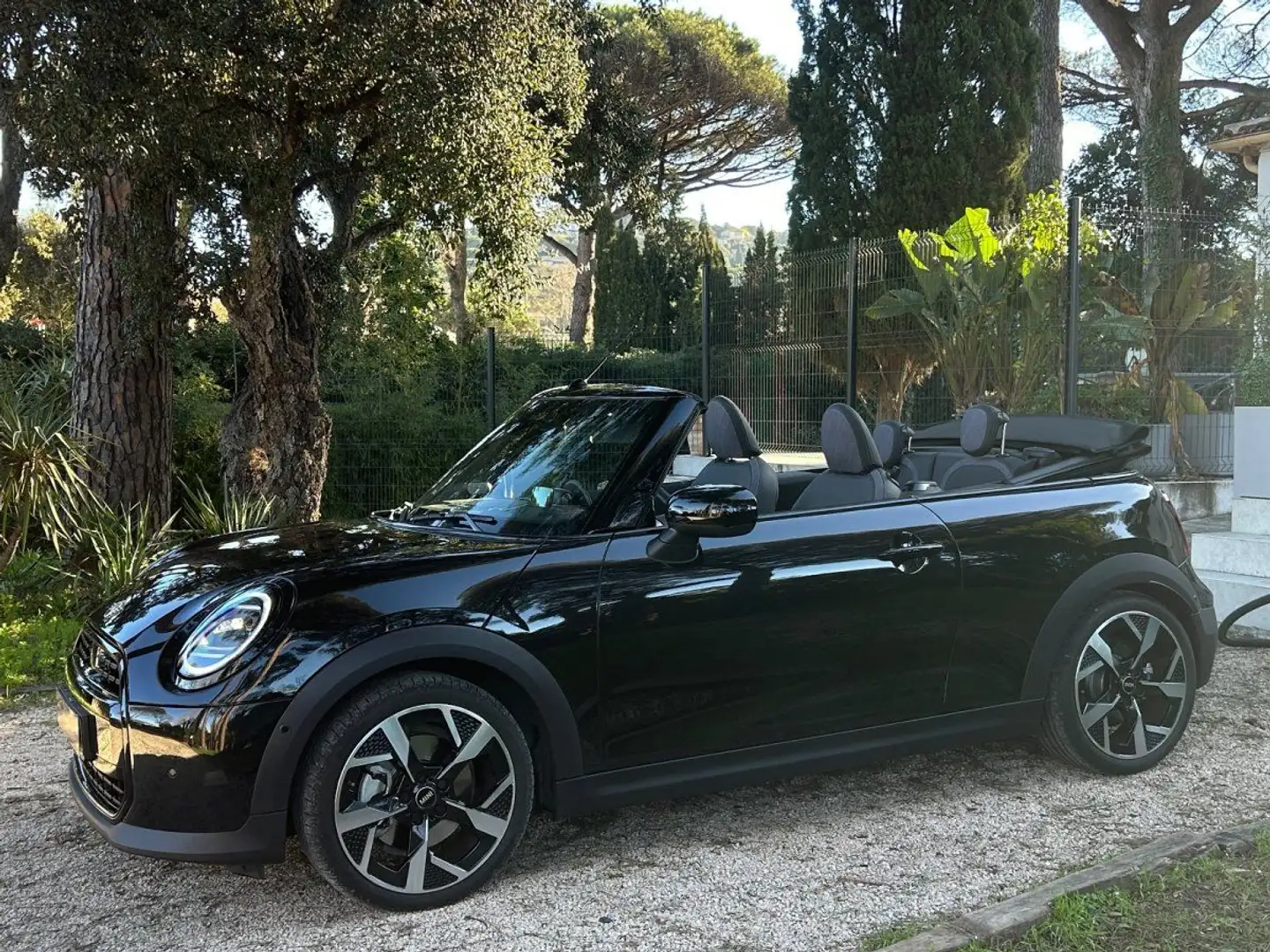 MINI Cooper CABRIO C 163 CLASSIC / 1ÈRE MAIN / 7000KM / ORIGINE MNI FRANCE / FULL OPTIONS Schwarz - 2