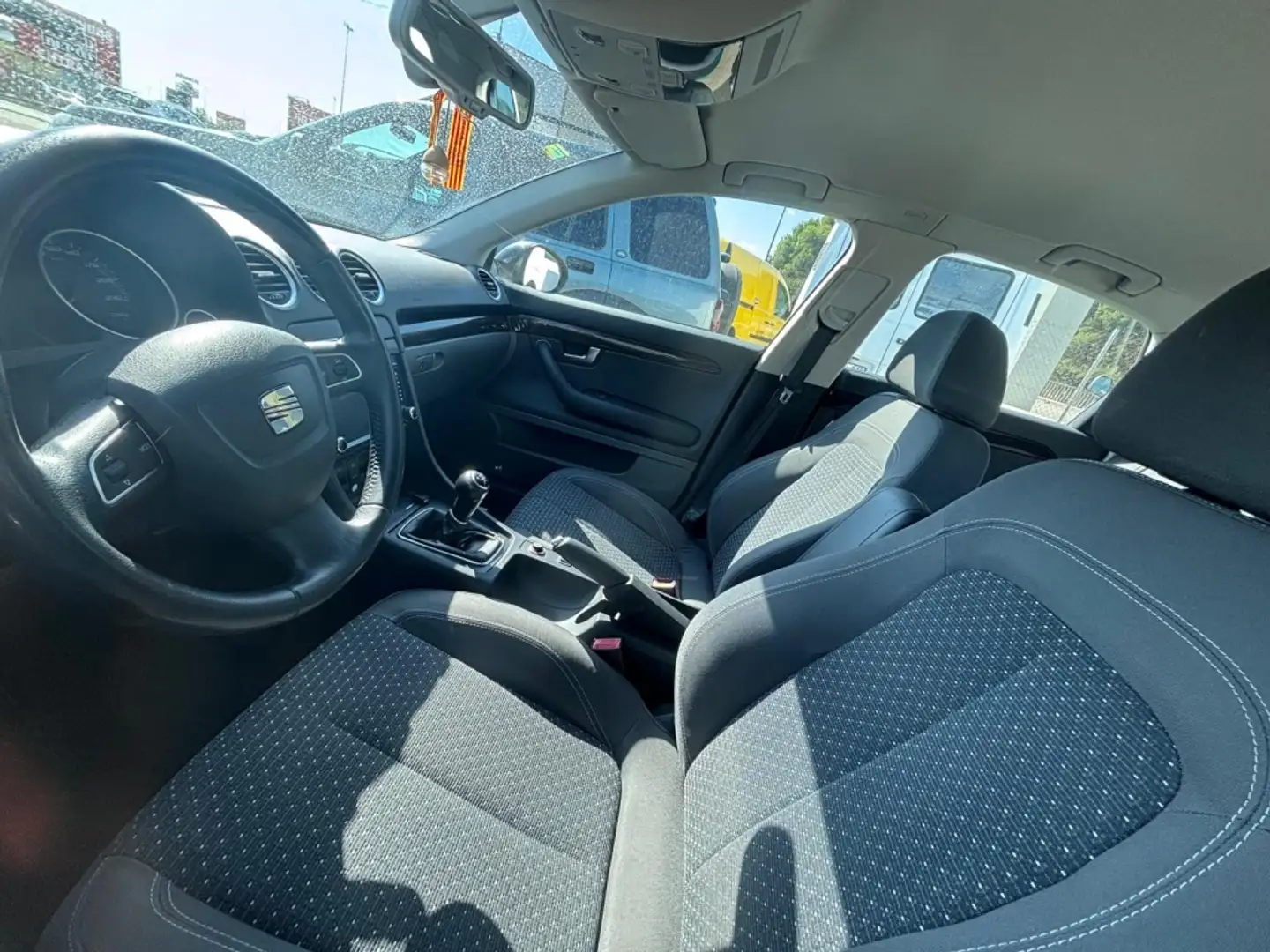 SEAT Exeo ST 1.8 Style Negro - 2