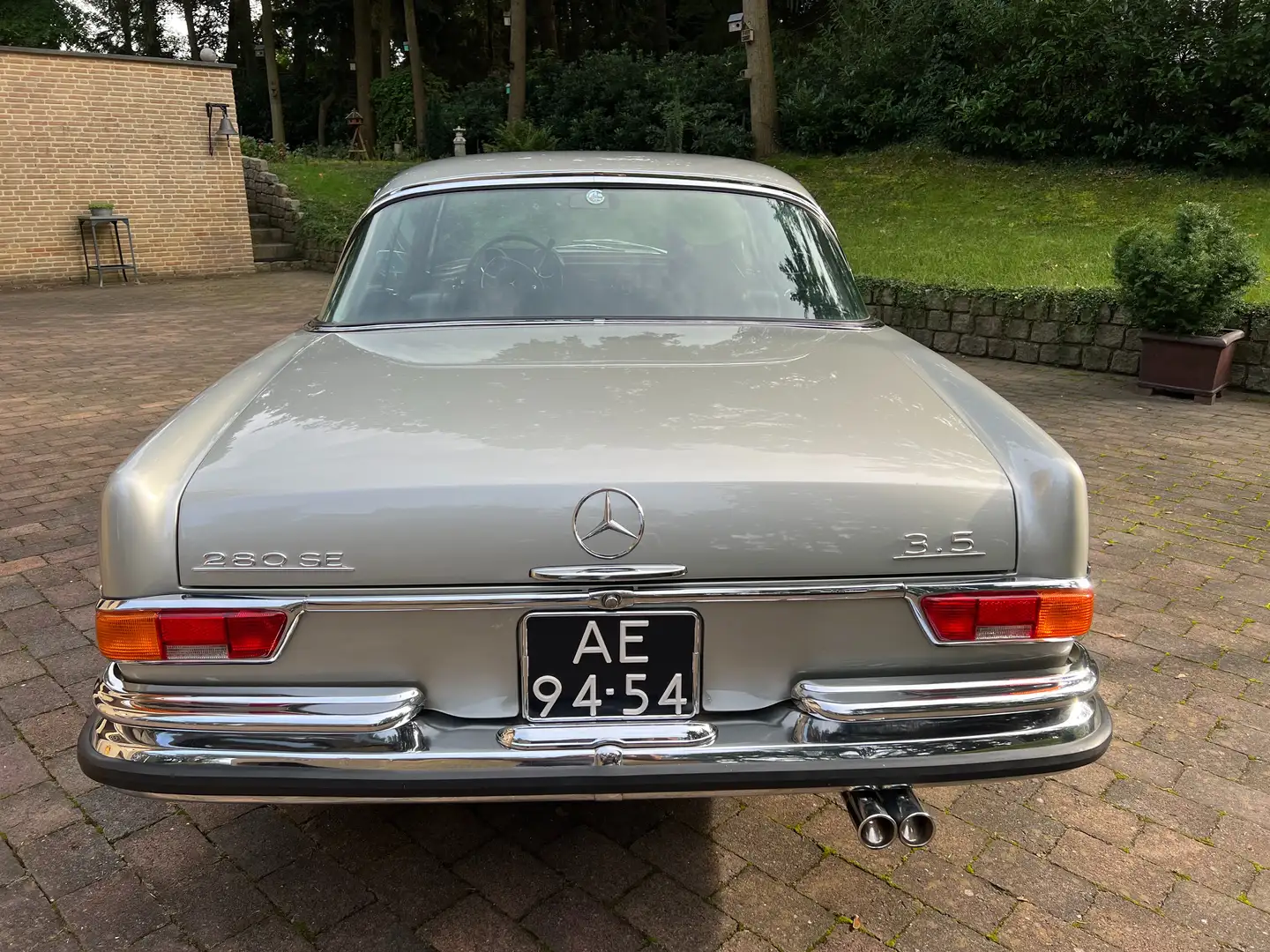 Mercedes-Benz 280 280 SE 3.5 Coupé - 2