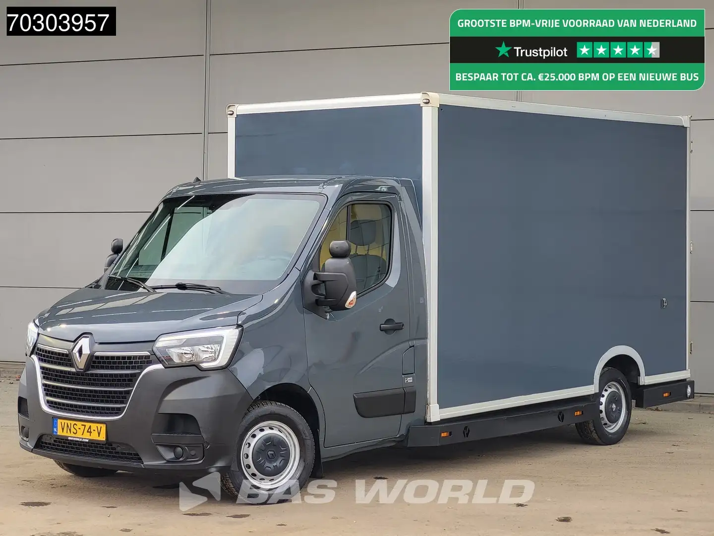 Renault Master 150PK Luchtvering Automaat Bakwagen Lowliner LED A Grijs - 1