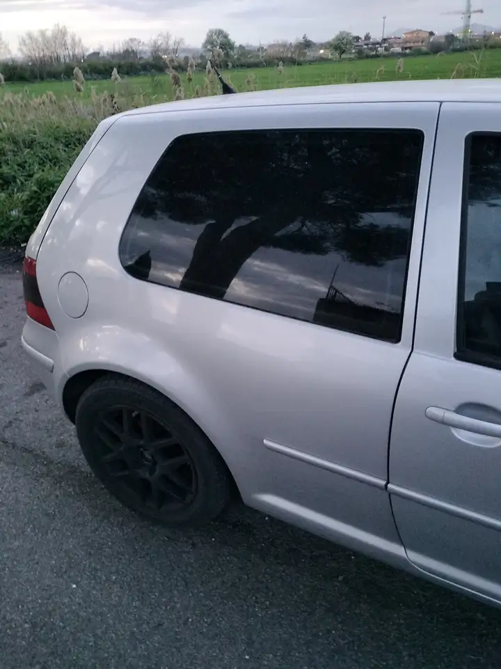 Volkswagen Golf 3p 1.9 tdi Highline 115cv, foto 9