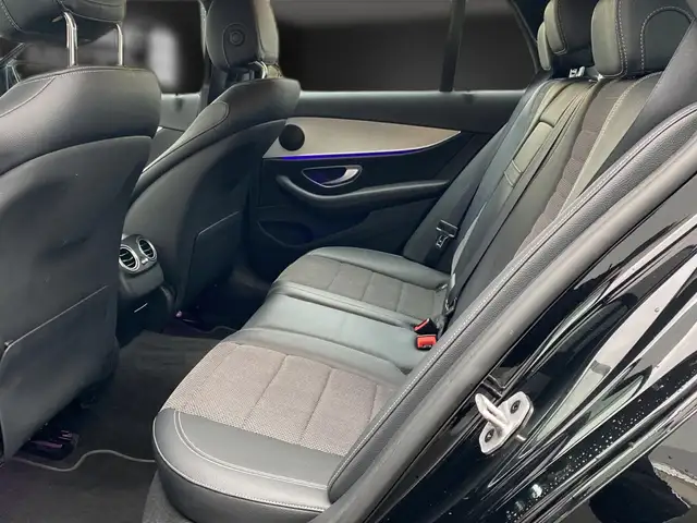Mercedes-Benz E-Class view 14