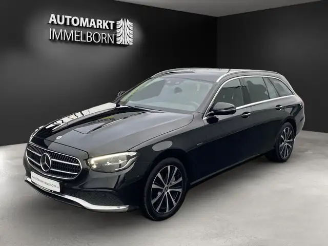 Mercedes-Benz E-Class view 2