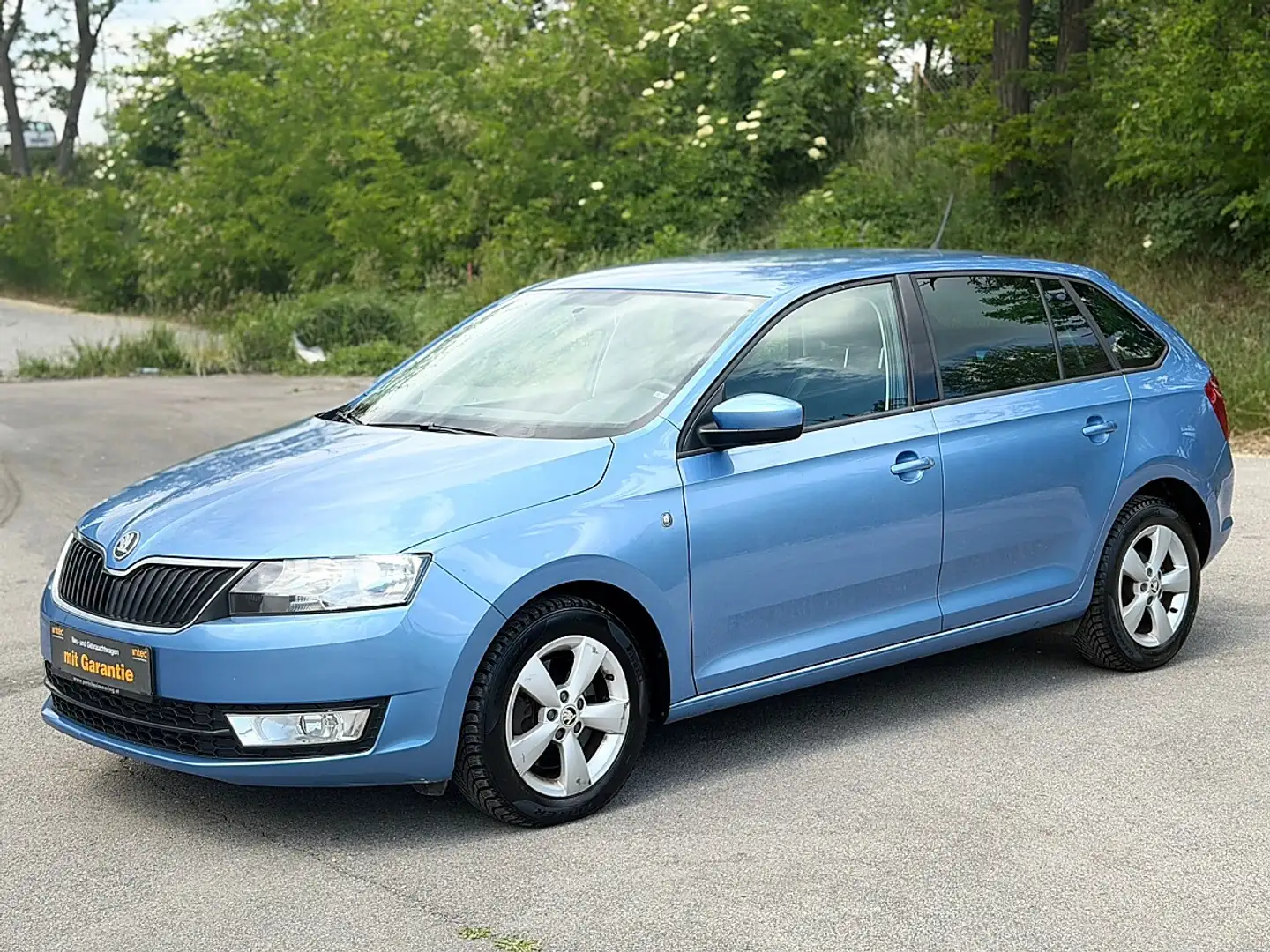 Skoda Rapid/Spaceback Rapid Spaceback 1,6 TDI Ambition Green tec 1.Be... Blau - 2