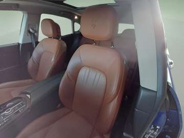 V6 275 HP D AWD