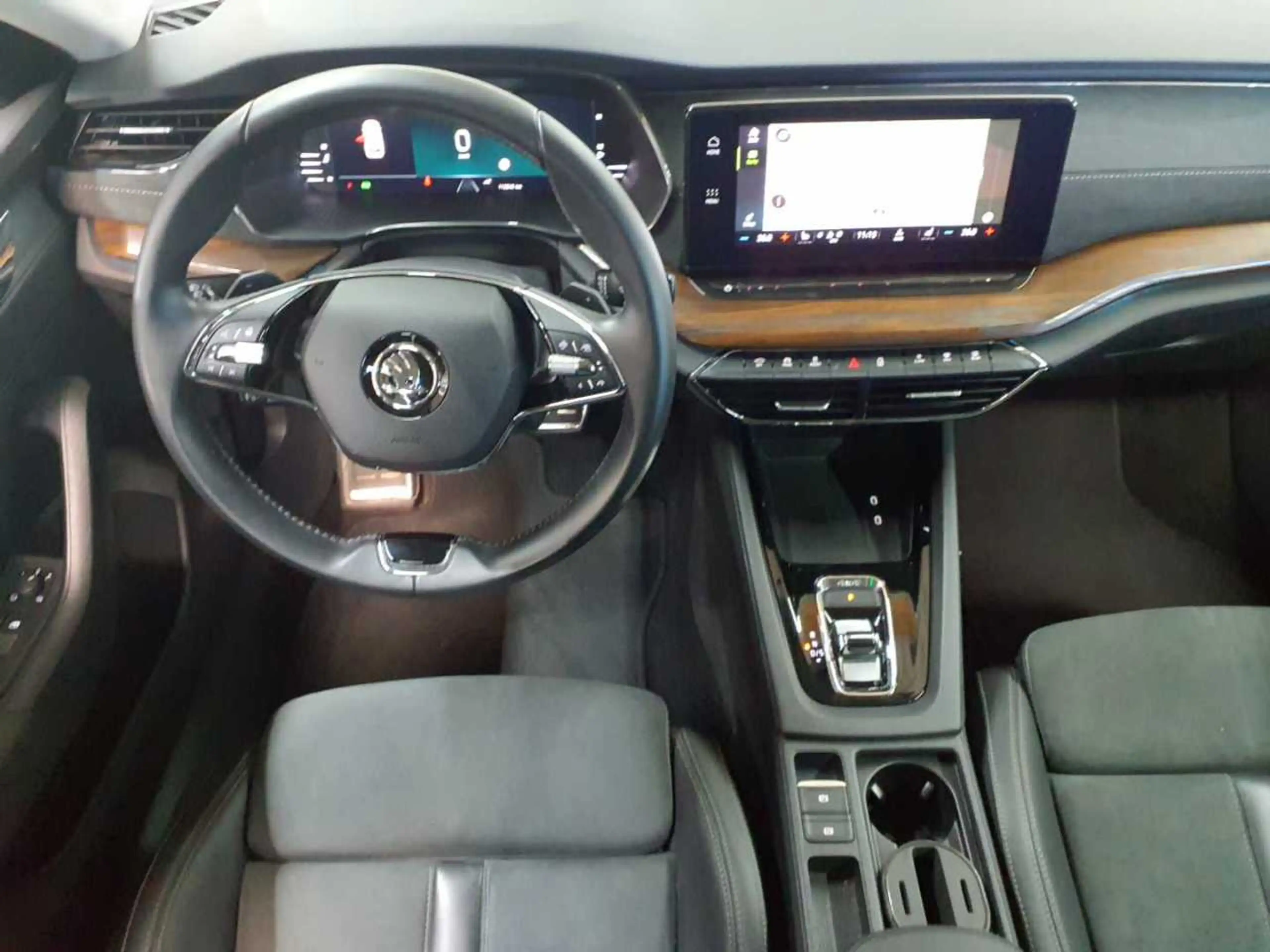 Skoda Octavia Octavia Combi 2.0 TSI DSG 4x4 Scout Navi — photo 9