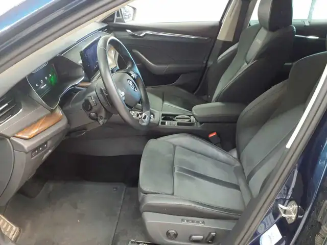 Skoda Octavia view 8