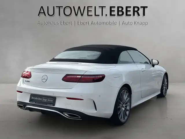 Mercedes-Benz E-Class view 5