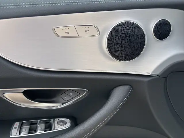 Mercedes-Benz E-Class view 10