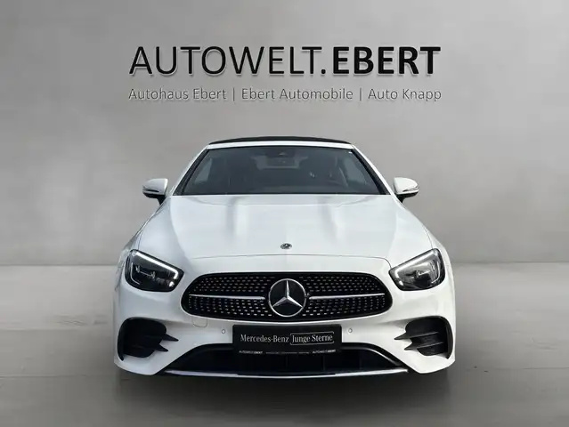Mercedes-Benz E-Class view 6