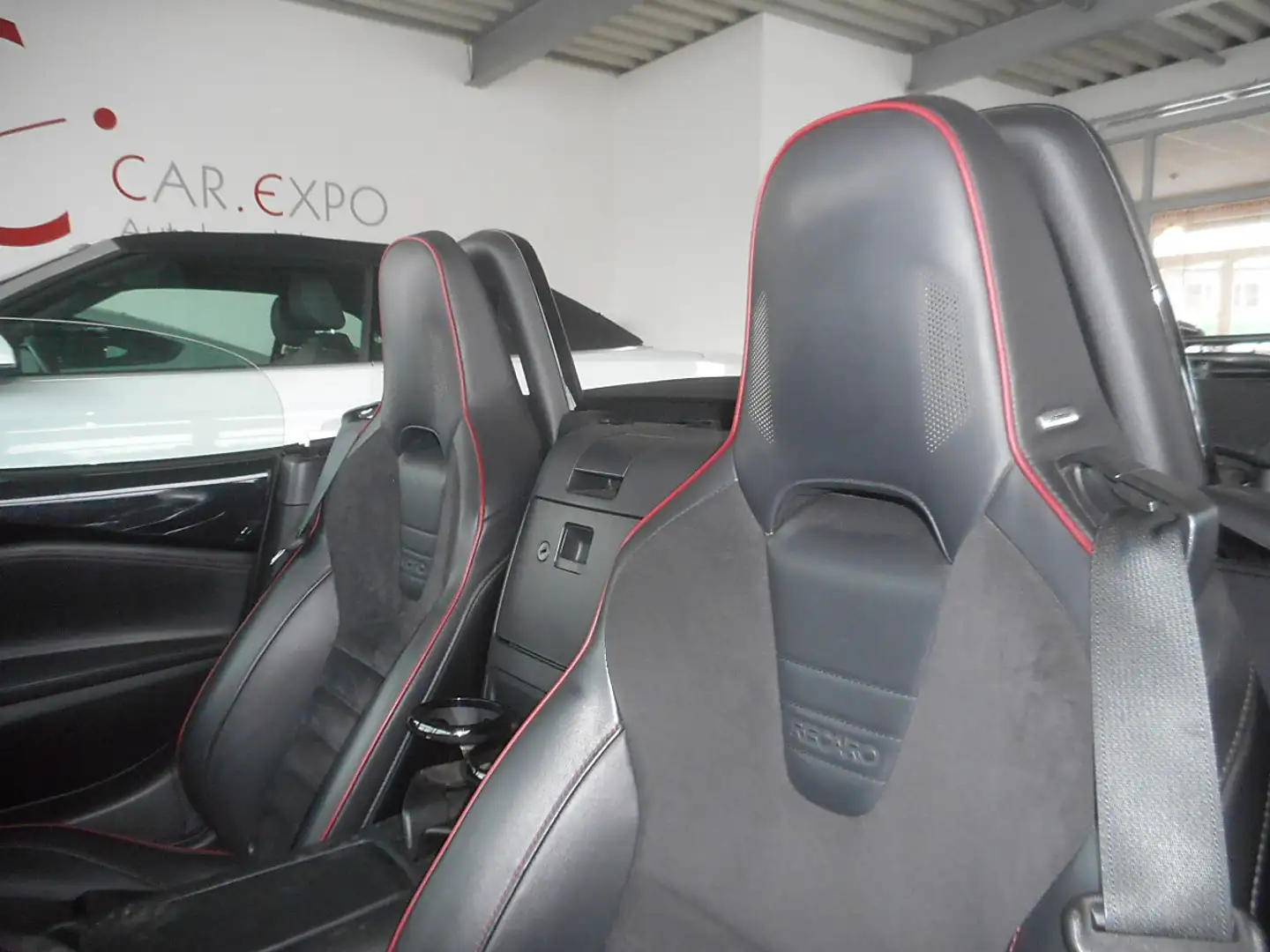 Mazda MX-5 G160 Revolution Top Schwarz - 2