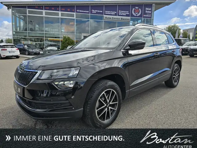 Skoda Karoq KAMERA/NAVI/CARPLAY/KEYLESS/AHK/1.HAND