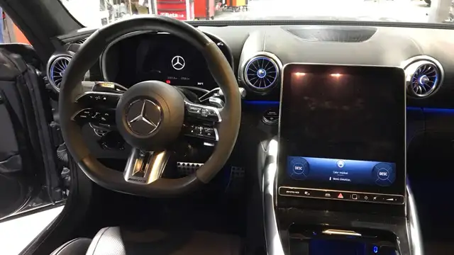 Mercedes-Benz Amg GT view 8