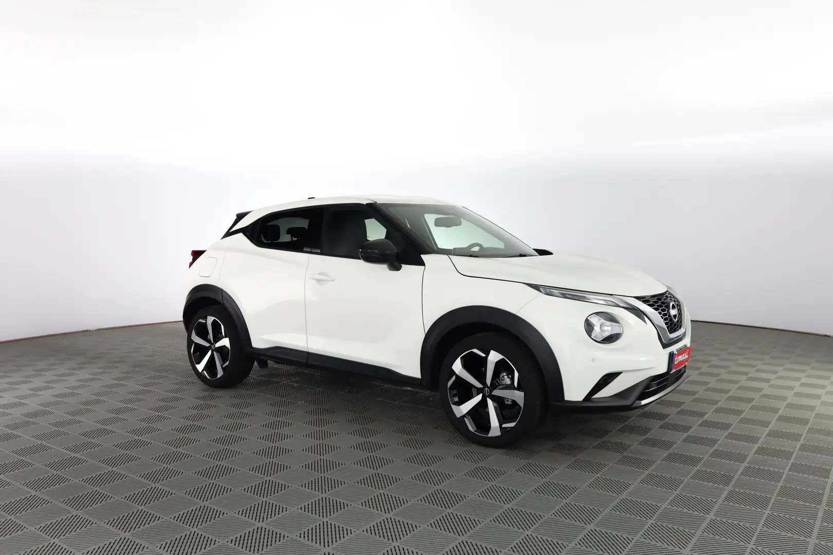 Nissan Juke 1.0 DIG-T 114 CV N-Connecta Bianco - 2