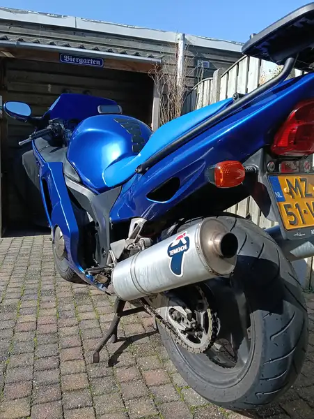 Honda CBR 1100 - foto 6