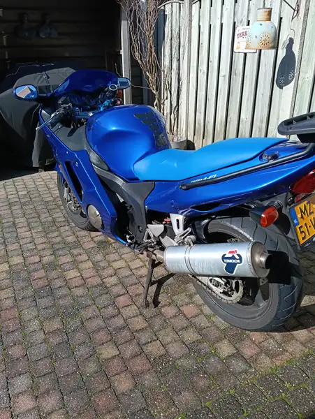 Honda CBR 1100 - foto 7