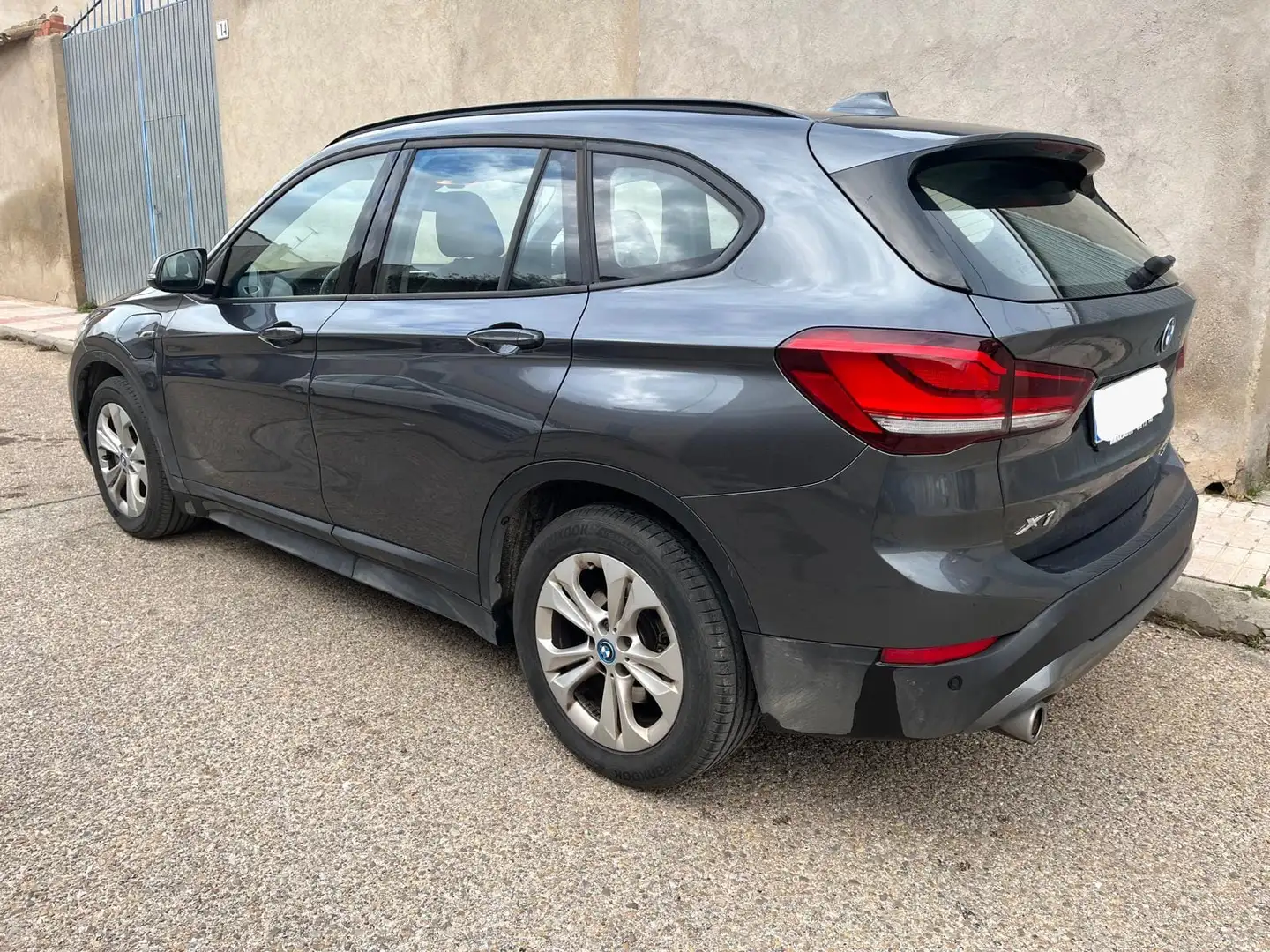BMW X1 X1 xDrive25e Gris - 2