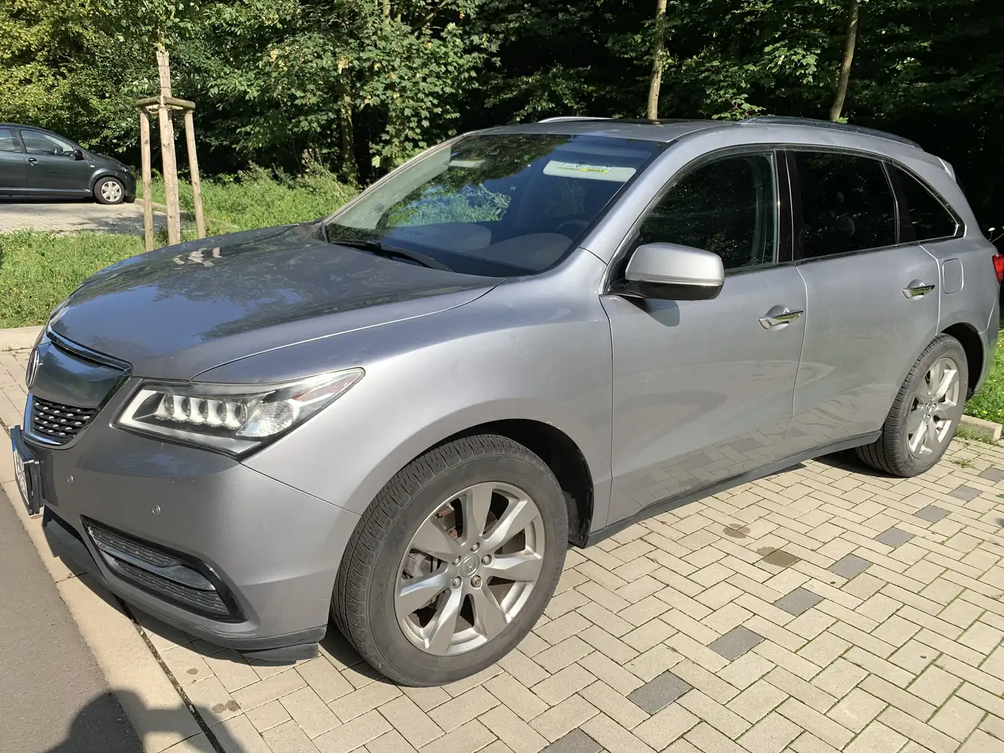 Acura MDX - 1