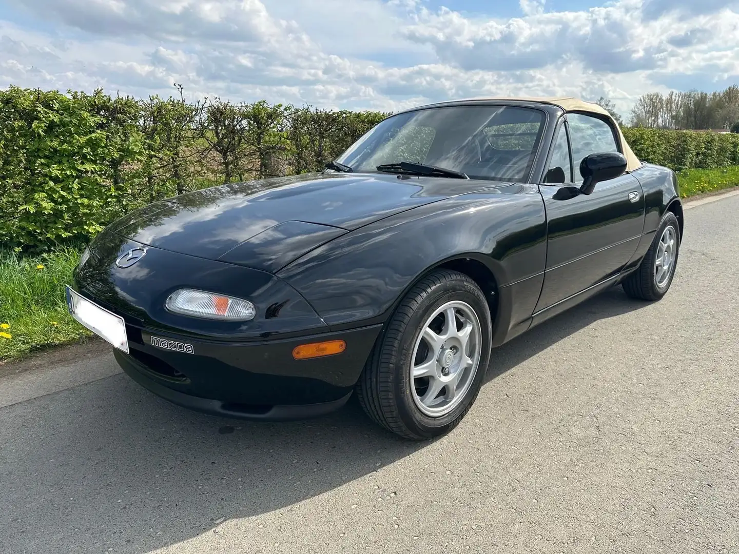 Mazda MX-5 1.8i 16v Sport - 1