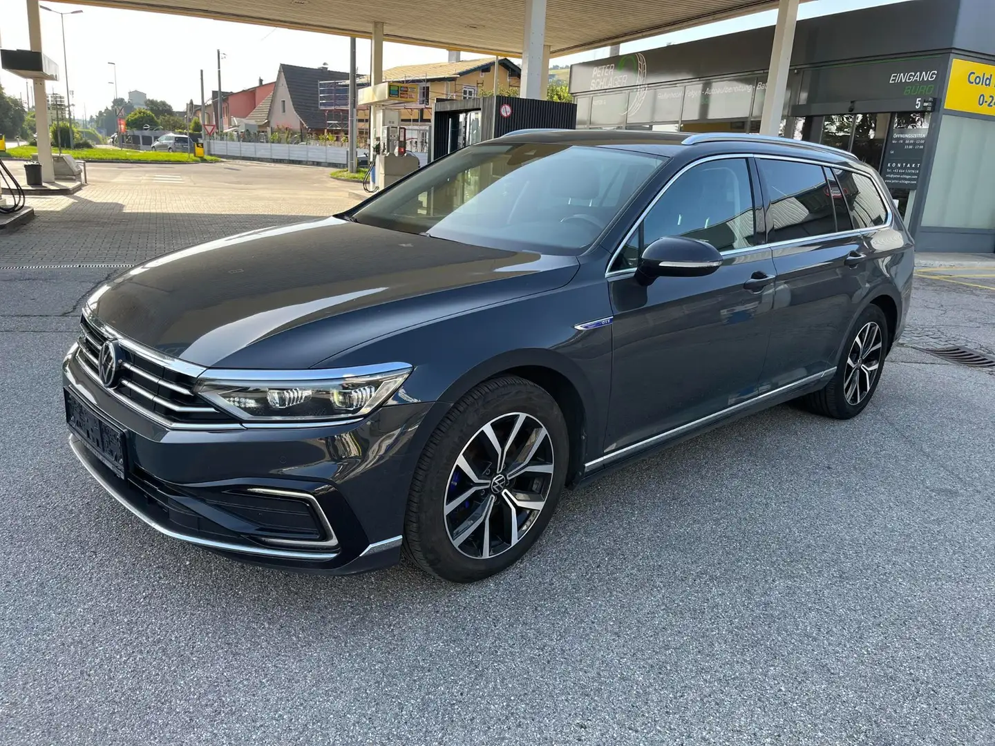 Volkswagen Passat Variant GTE 1,4 TSI PHEV DSG Matrix-Leder-AHK Grigio - 1
