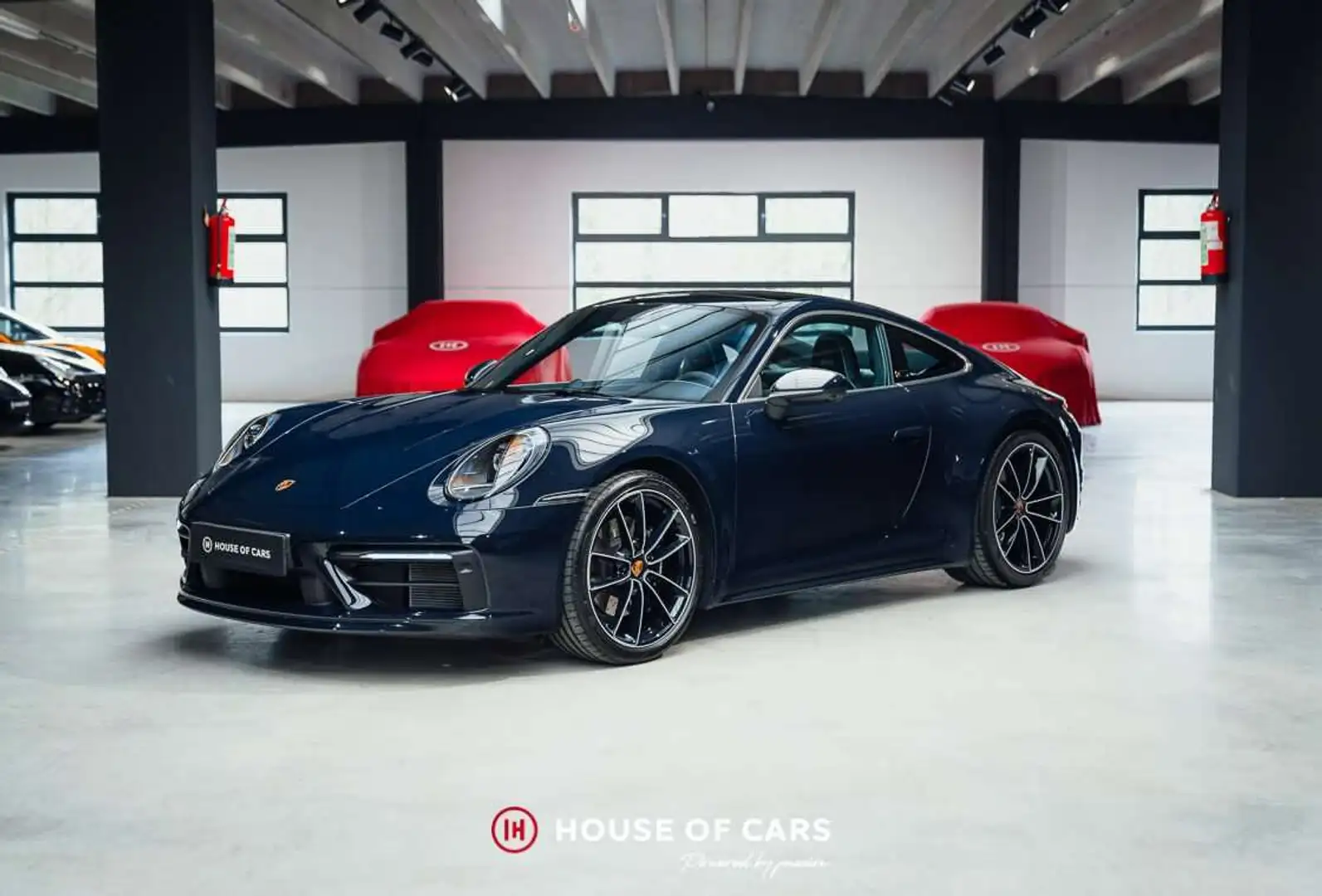 Porsche 992 .1 CARRERA 4S COUPE PDK \ JACKY ICKX \ Blau - 2