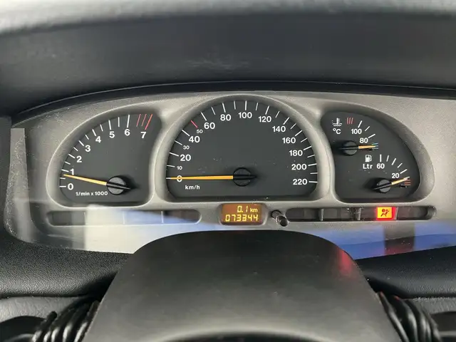 Opel Vectra view 16