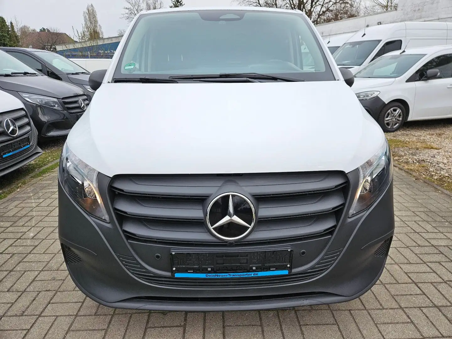 Mercedes-Benz Vito 116 CDI PRO LANG 9G-TR RF-KAM 2,5tAHK mögl. Weiß - 2