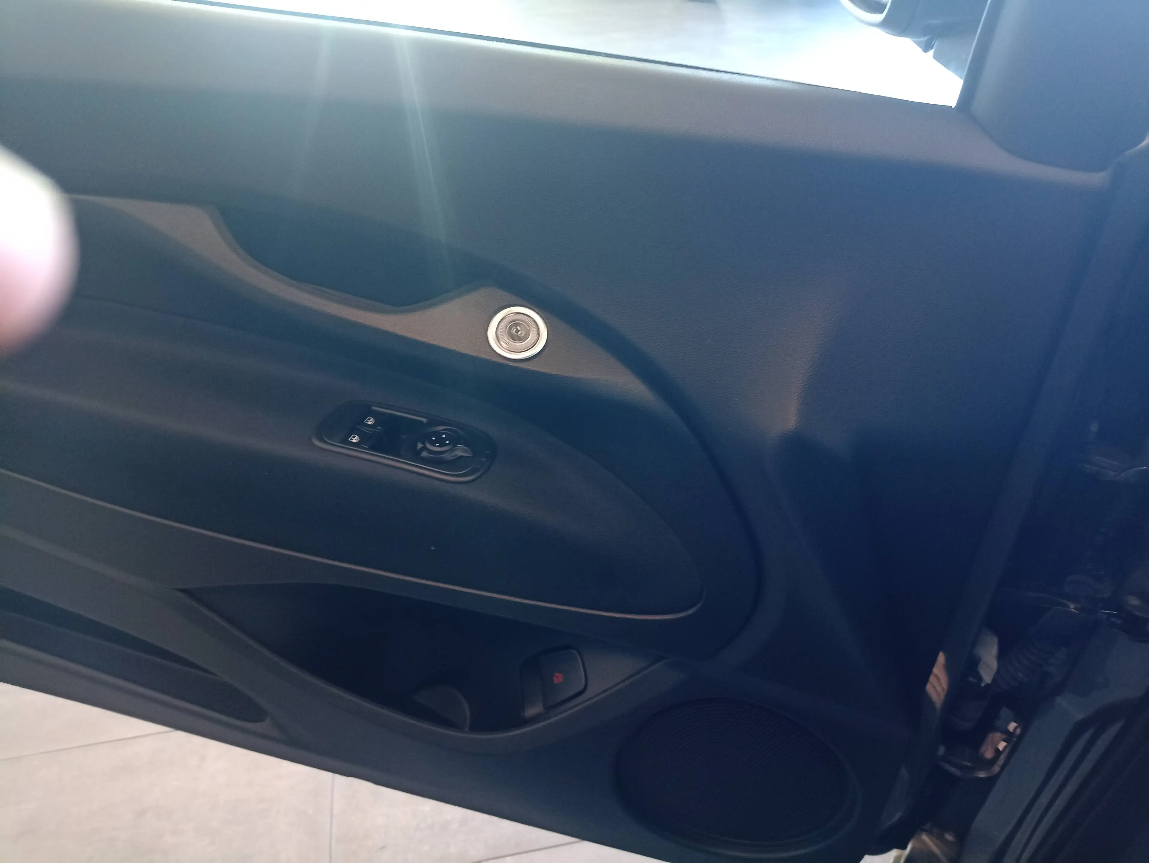 Fiat 500e 42kWh, Komfort+Style-Paket, Garantie — photo 6