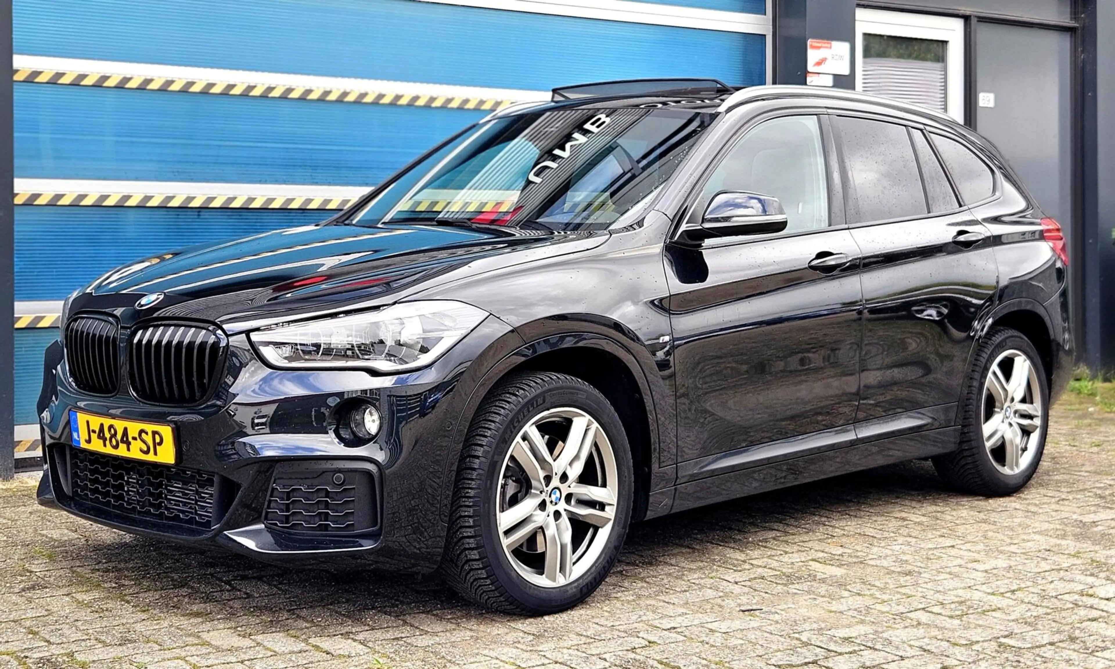 BMW X1 sDrive20i High Executive Edition M pakket — photo 7