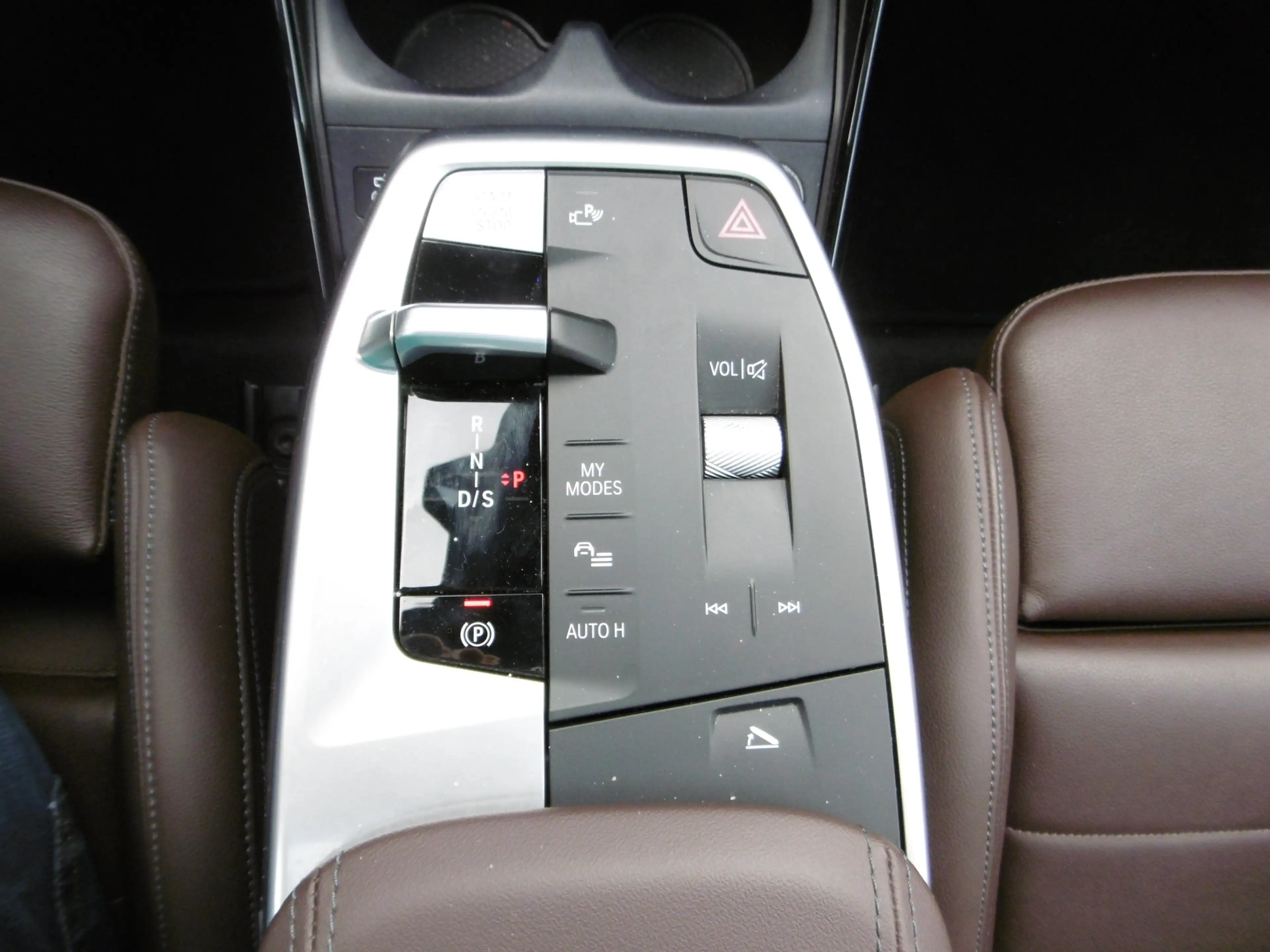 BMW 223 d Active Tourer xDrive M Sport Aut. Pano AHK — photo 13