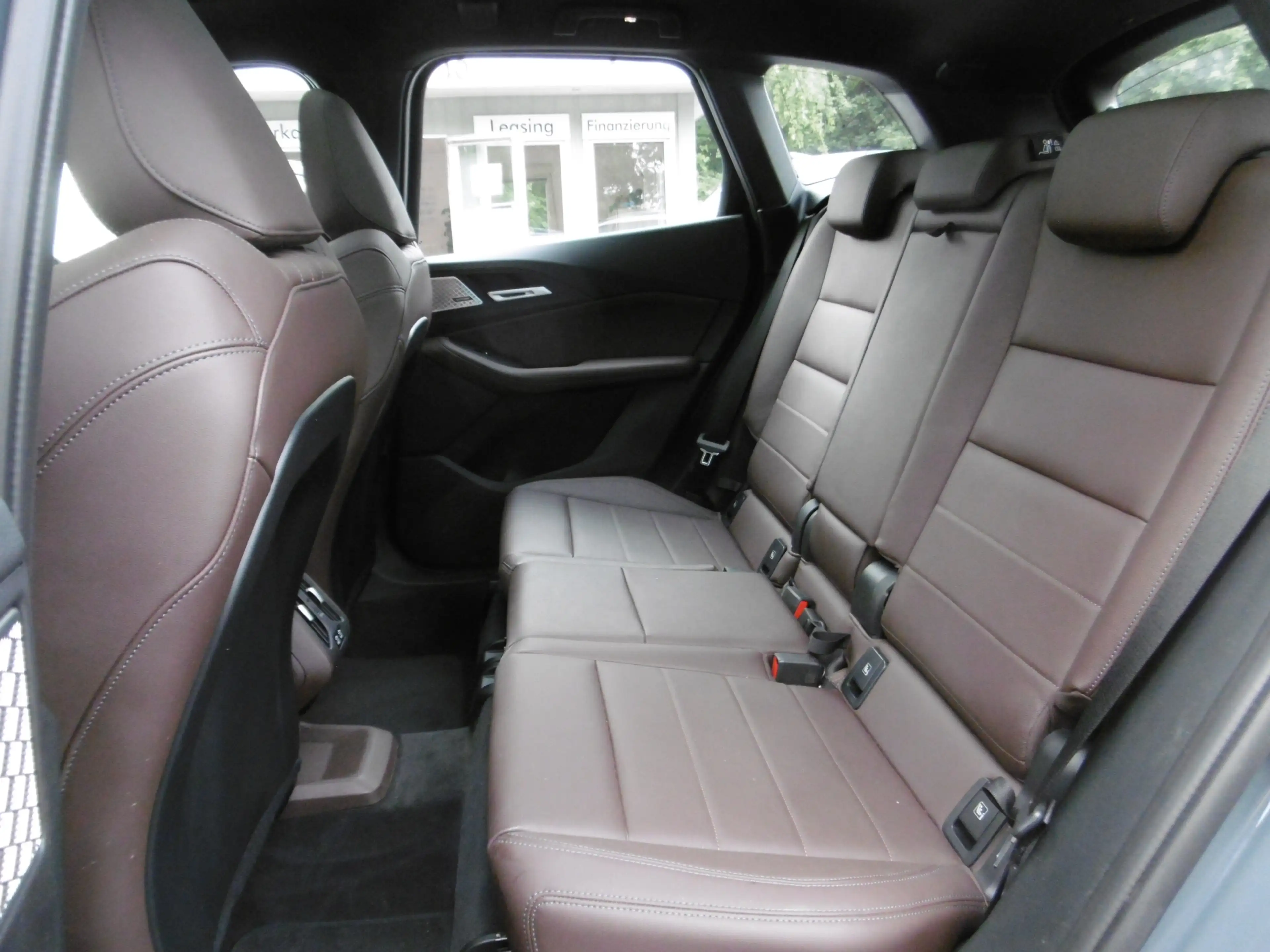 BMW 223 d Active Tourer xDrive M Sport Aut. Pano AHK — photo 4