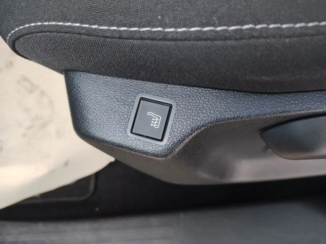 Opel Combo Innovation Autom KLIMA NAVI Winterp, миниатюра 18