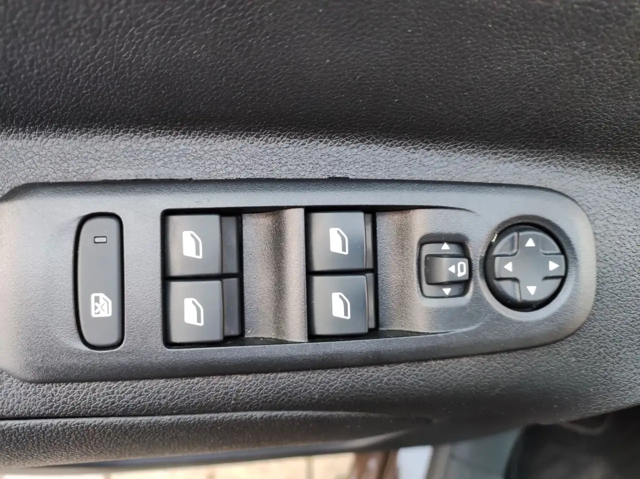 Opel Combo Innovation Autom KLIMA NAVI Winterp, миниатюра 11